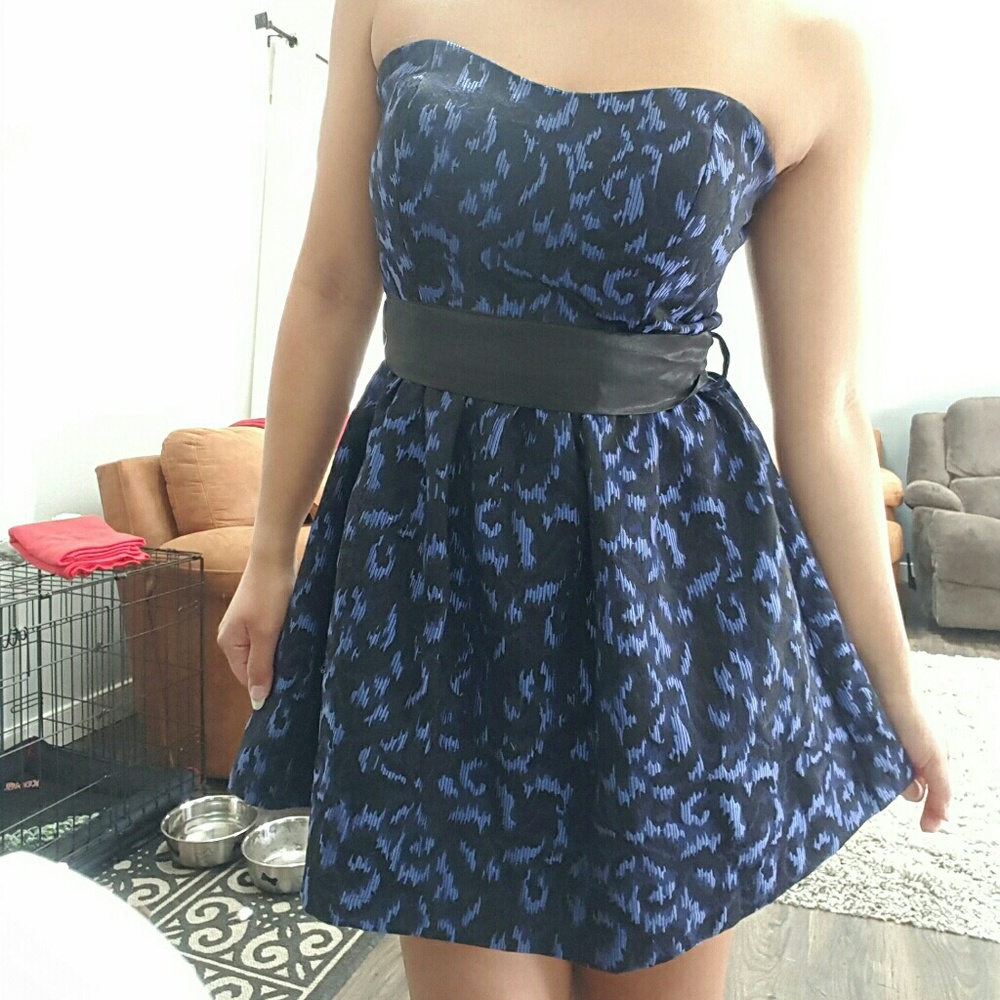F21 strapless blue and black cocktail dress