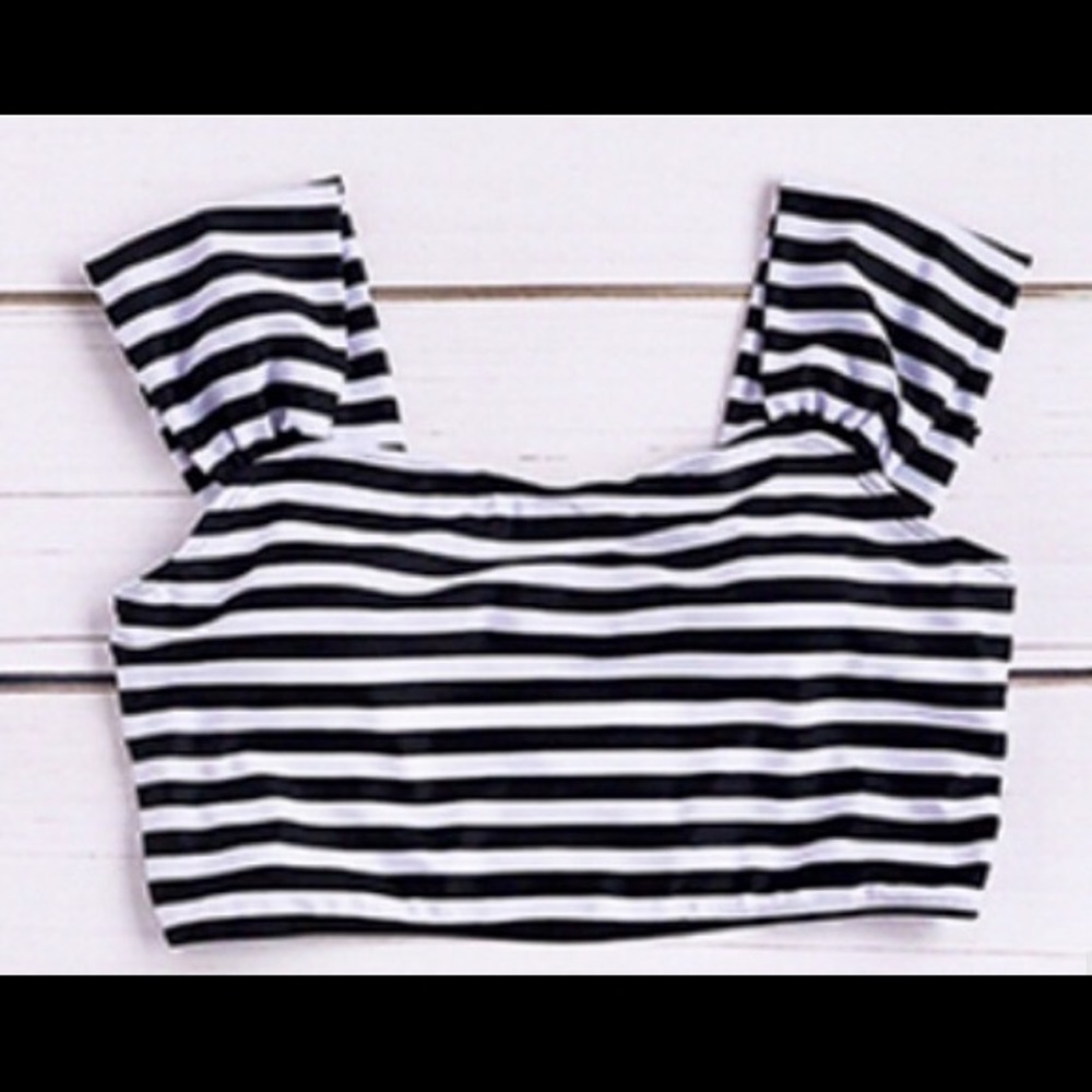 New never been used two piece bathing suit