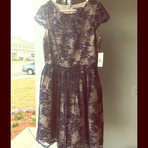 Lace Overlay Jessica Howard Dress *NWT*