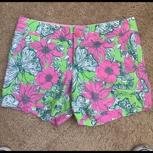Lilly Pulitzer 5 inch shorts in Bloomin Cacoonin