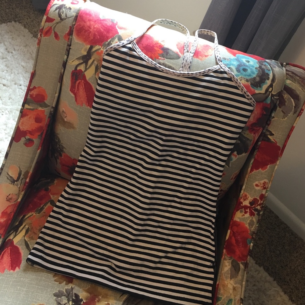 Striped power Y tank