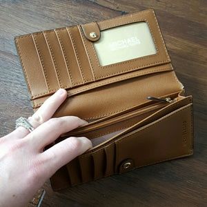 MICHAEL Michael Kors Bags - Michael Kors wallet MICHAEL Michael Kors Bags - Michael Kors wallet