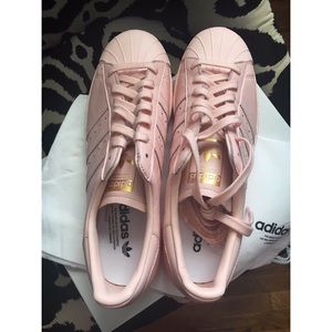 ADIDAS blush pink superstar sneakers! BRAND NEW
