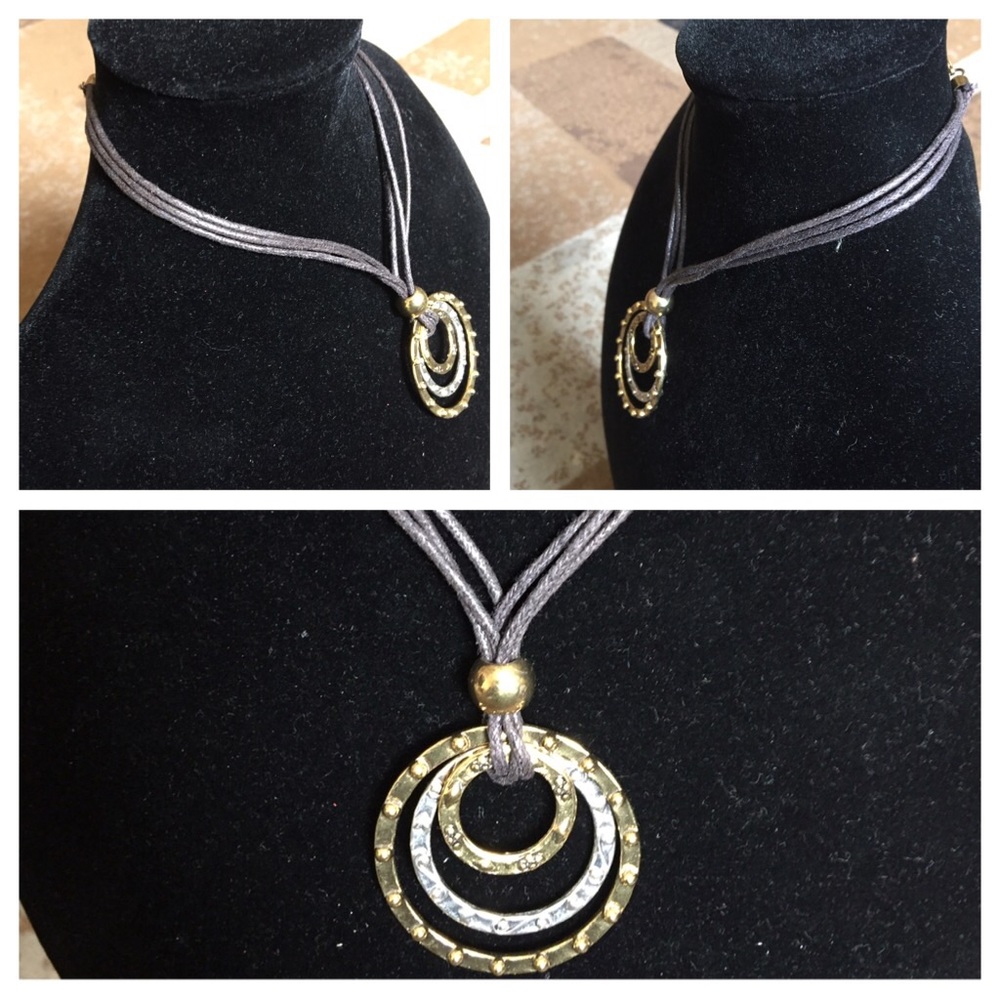 3 Circles, 3 Leather Strands Choker Necklace