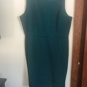 Talbots petite large dress. Blue and green