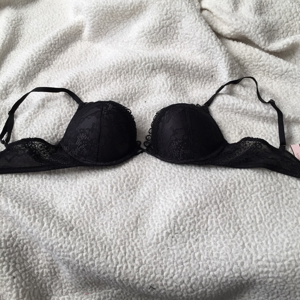 Bombshell Victoria's Secret Bra 34B NWT