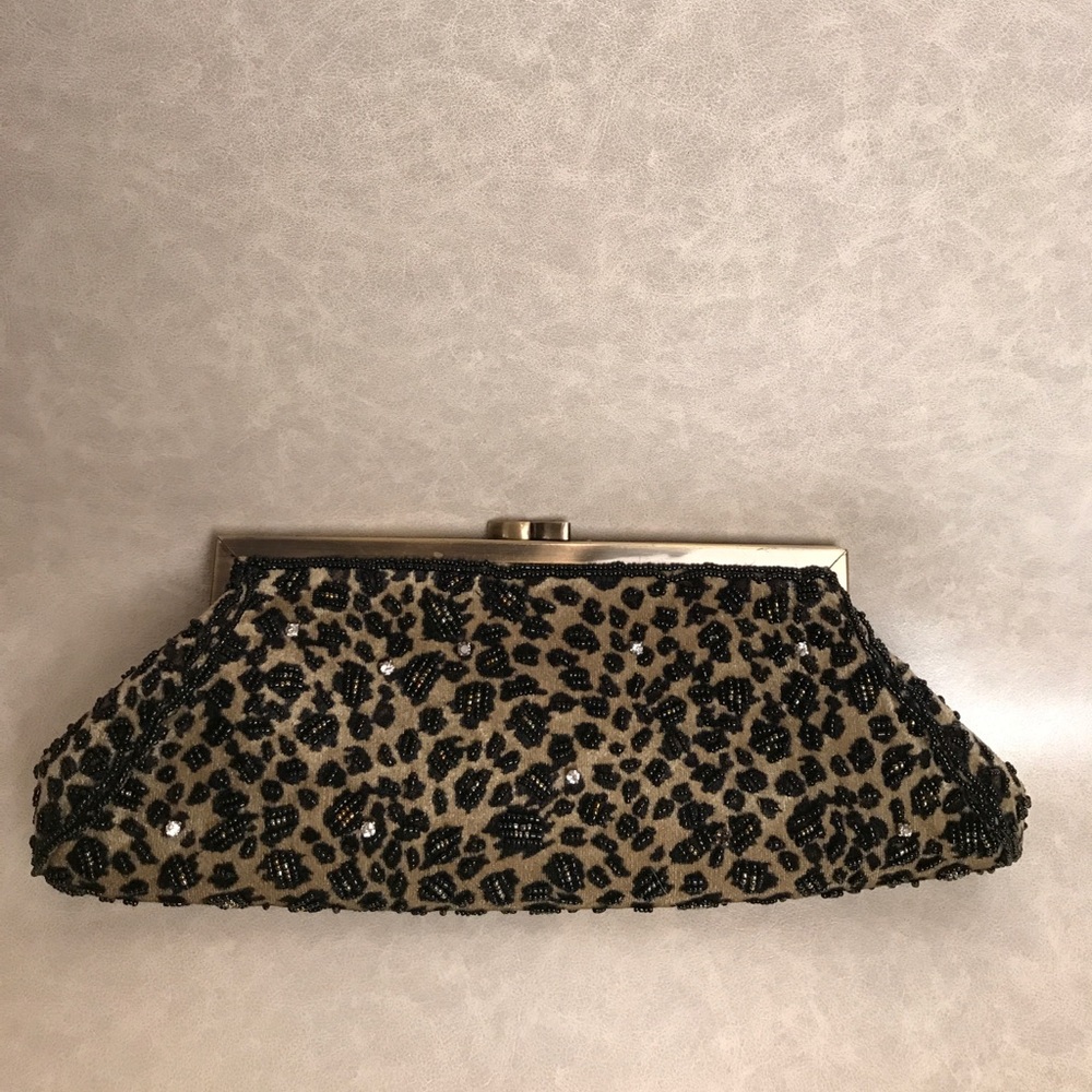 Vintage style beaded velvet clutch, like new