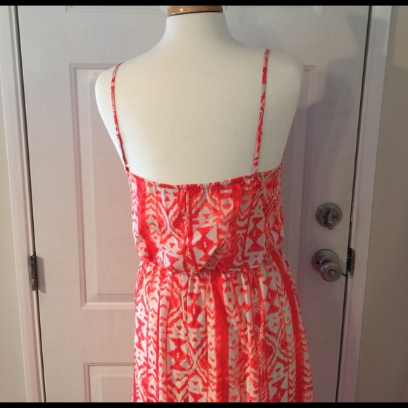 Summer dress - Picture 2 of 3