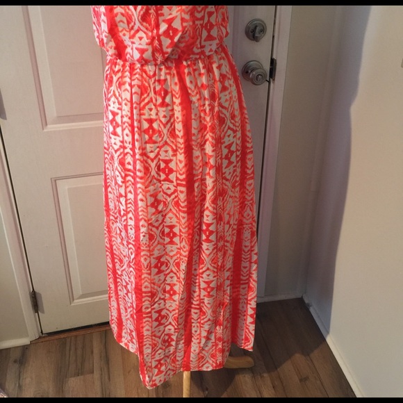 Summer dress - Picture 3 of 3