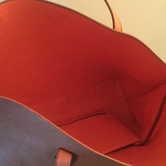 Leather Tote Bag - Picture 2 of 3