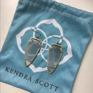 Slate grey Kendra Scott arrowhead earrings