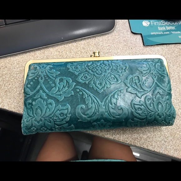 Hobo wallet.  SOLD - Picture 1 of 4