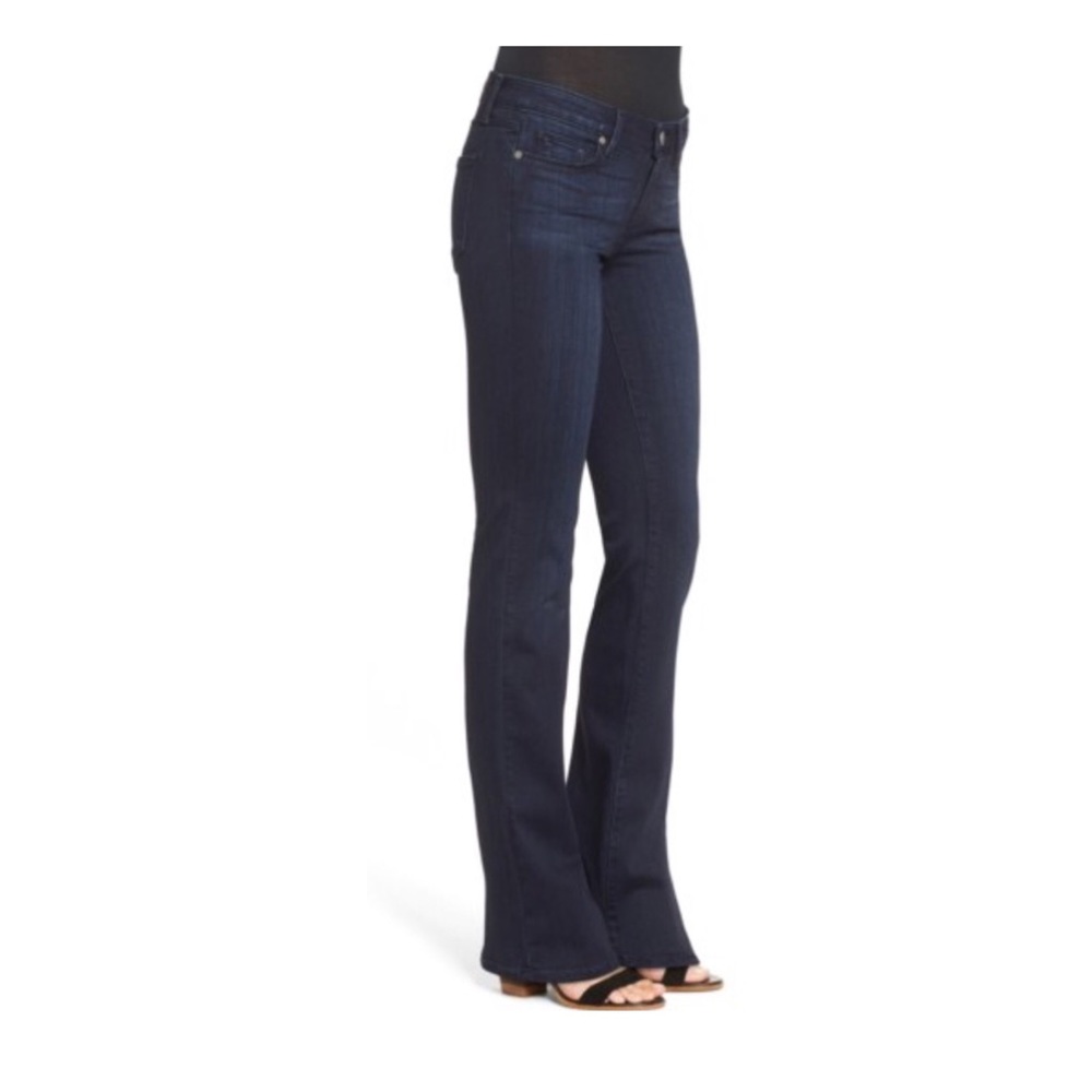 Paige Manhattan Bootcut Jeans - like new!