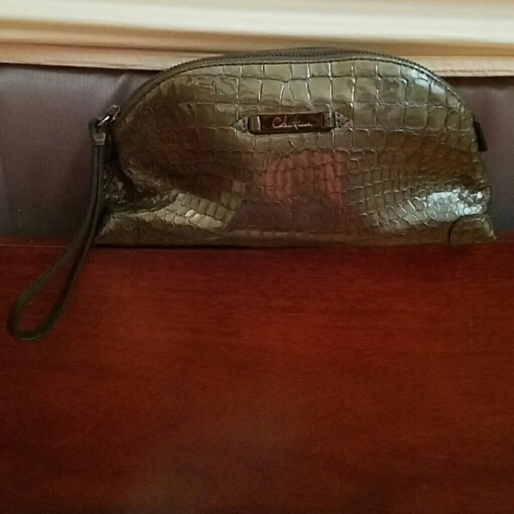 Wristlet
