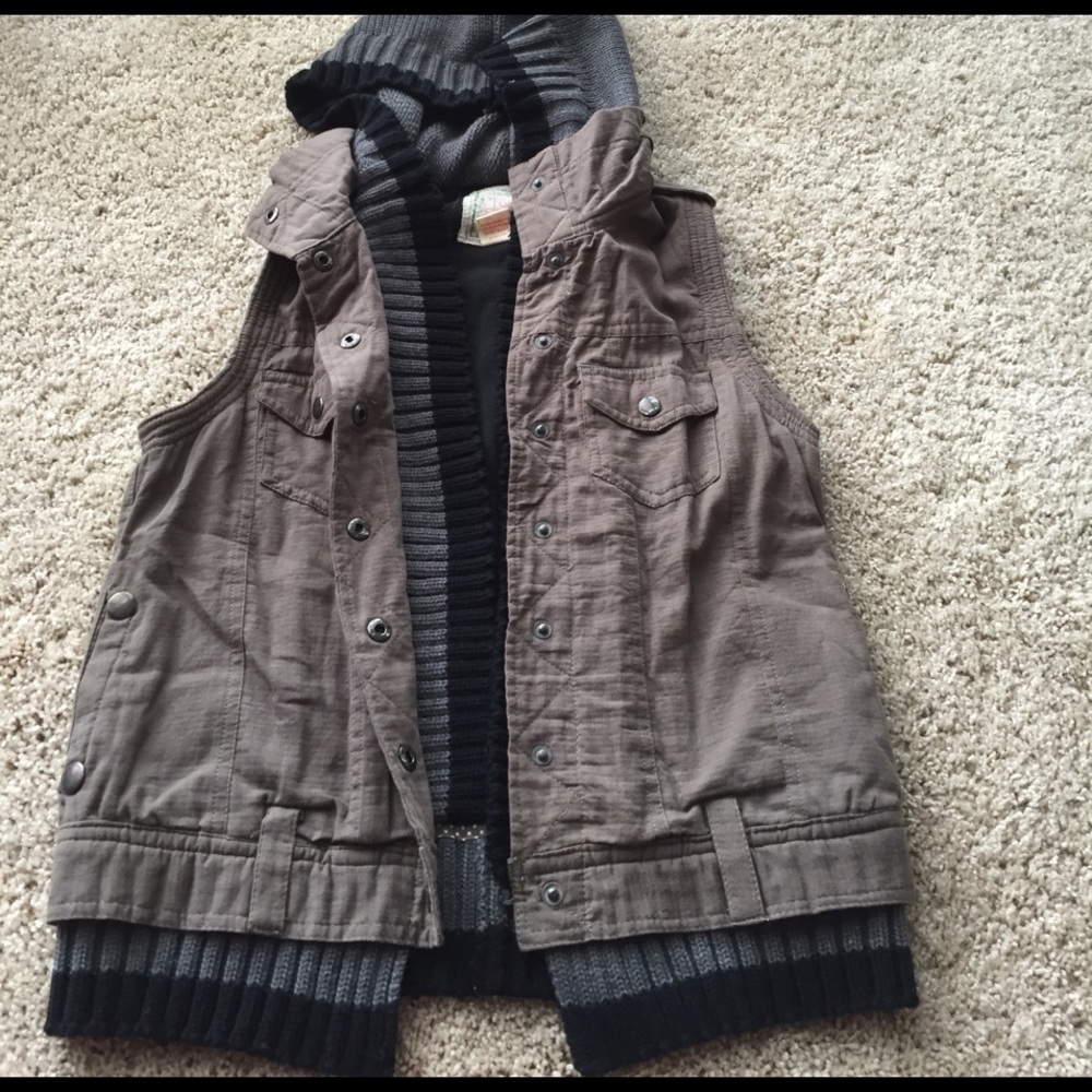 A sleeveless vest