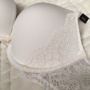Victoria's Secret Dream Angels Bra 34C