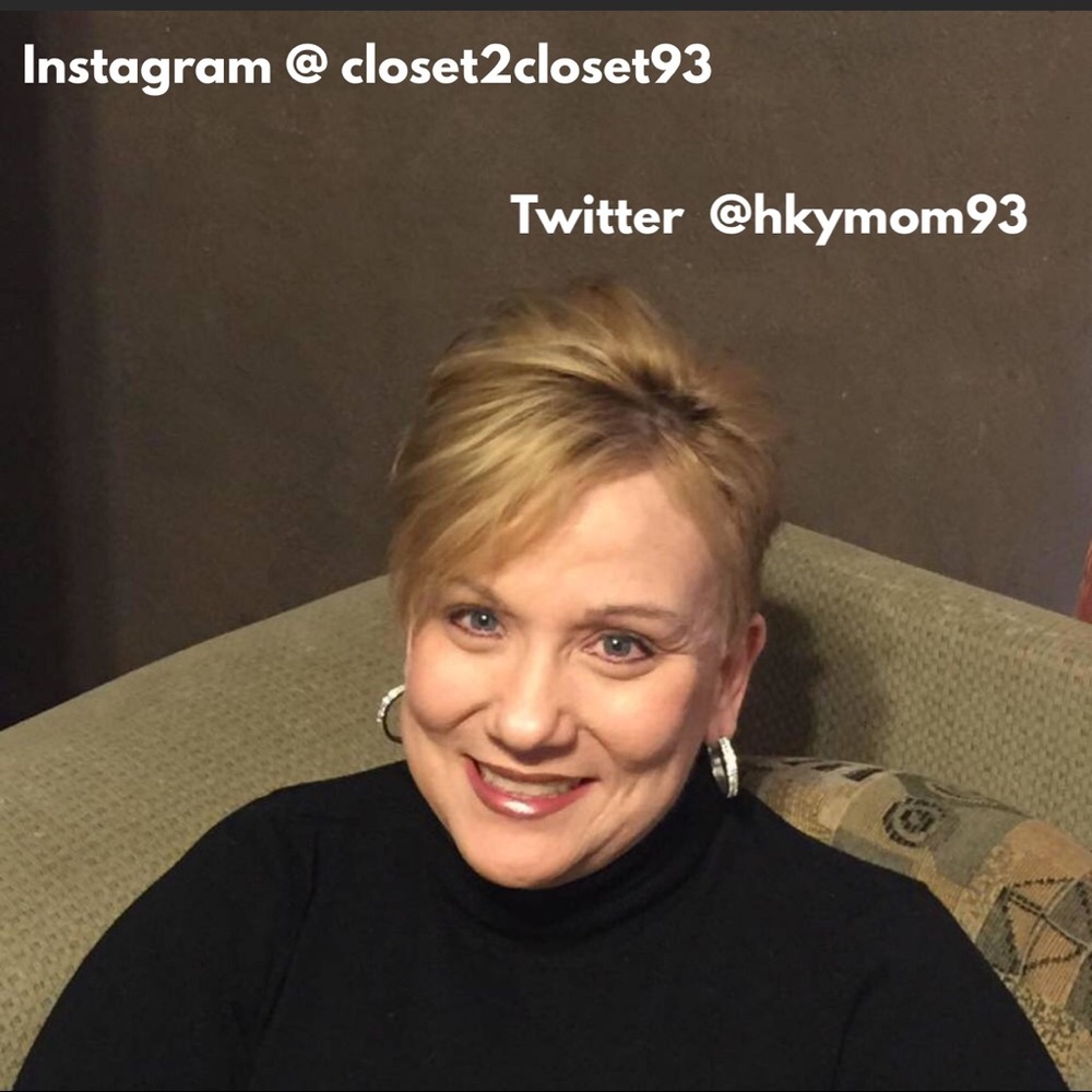 Meet your Posher, Lisa Ships same day! 5 ⭐️rating