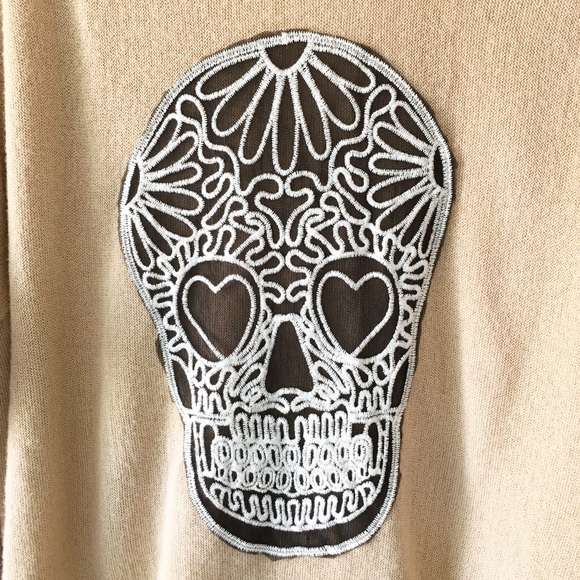 BNWT hearty eyes skull embroidery cardigan - Picture 4 of 6