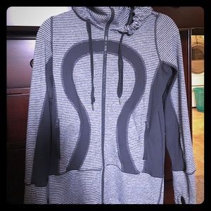 Lulu lemon zip up