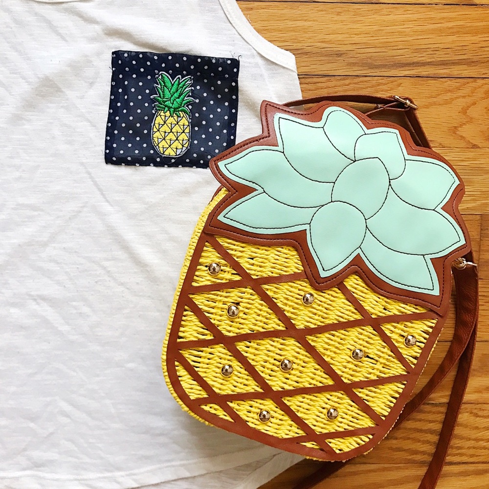 BOUTIQUE • pineapple paradise purse 🍍 - Picture 4 of 4