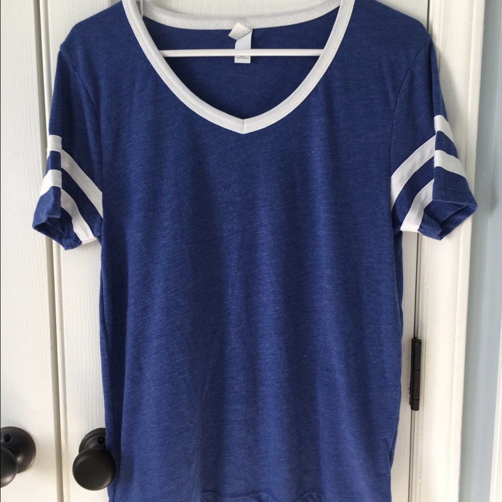 Easy Fit Varsity Tee