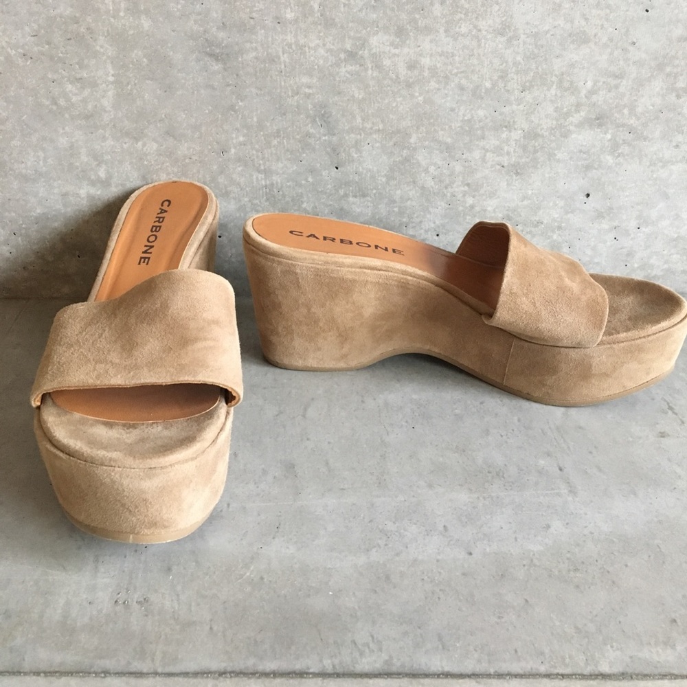 CARBONE PLATFORM SLIDES