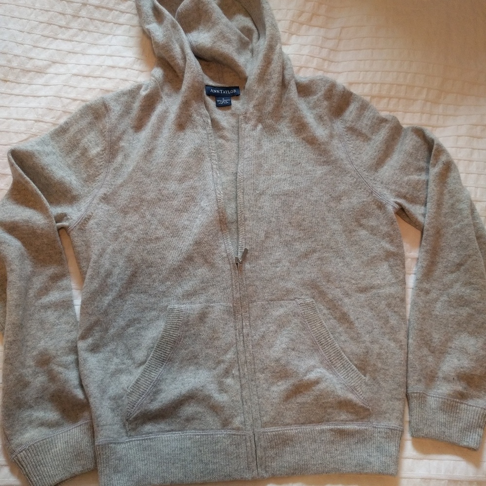 Cashmere zip up hoodie