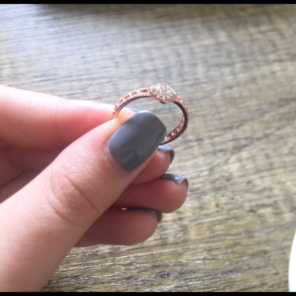 Ring - Picture 3 of 3