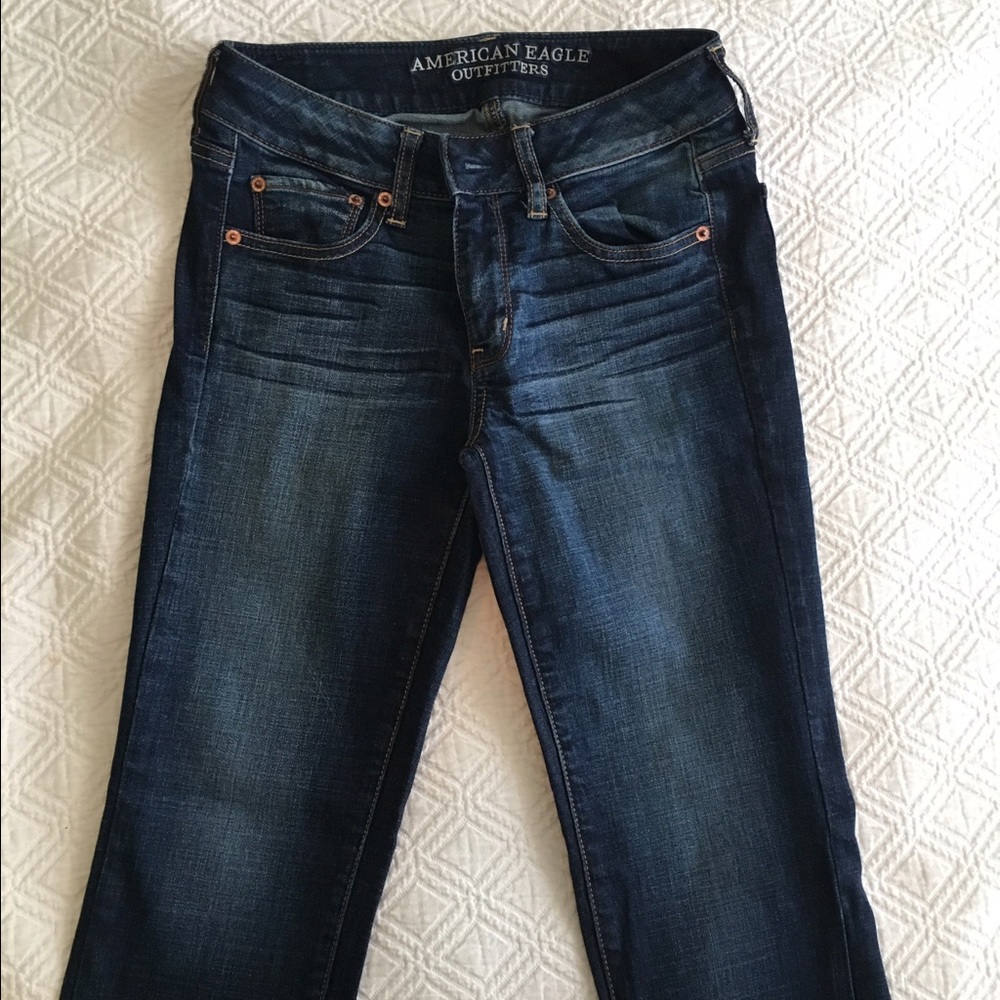 AE Straight Leg Super Stretch Dark Wash Jeans