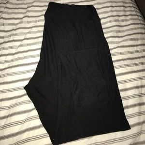 🦄Black LuLaRoe TC Leggings🦄