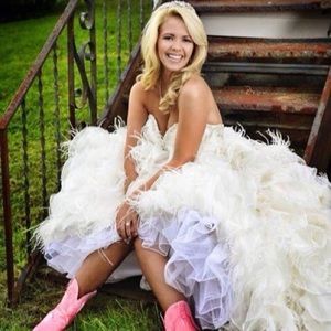 Meet your Posher, Christine