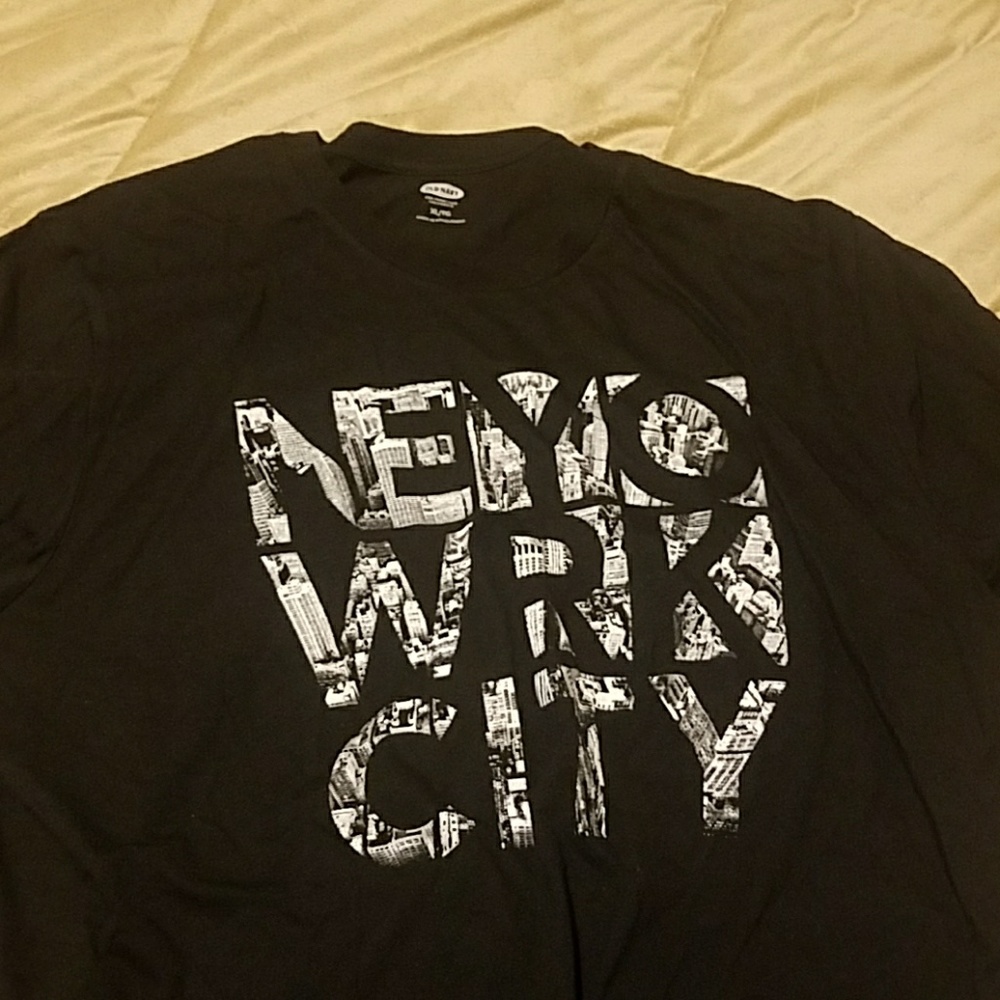 Black tshirt