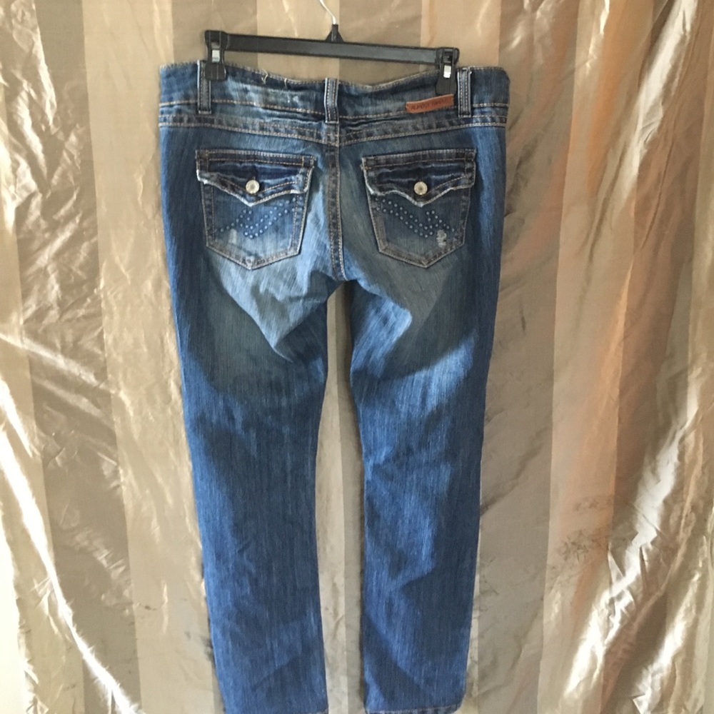 Almost Famous Classic Rugged Jeans - Picture 2 of 2