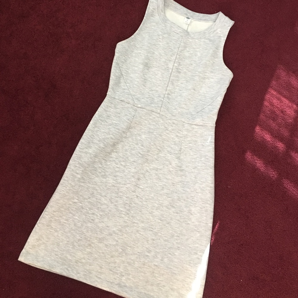 Comfy gray sheath dress