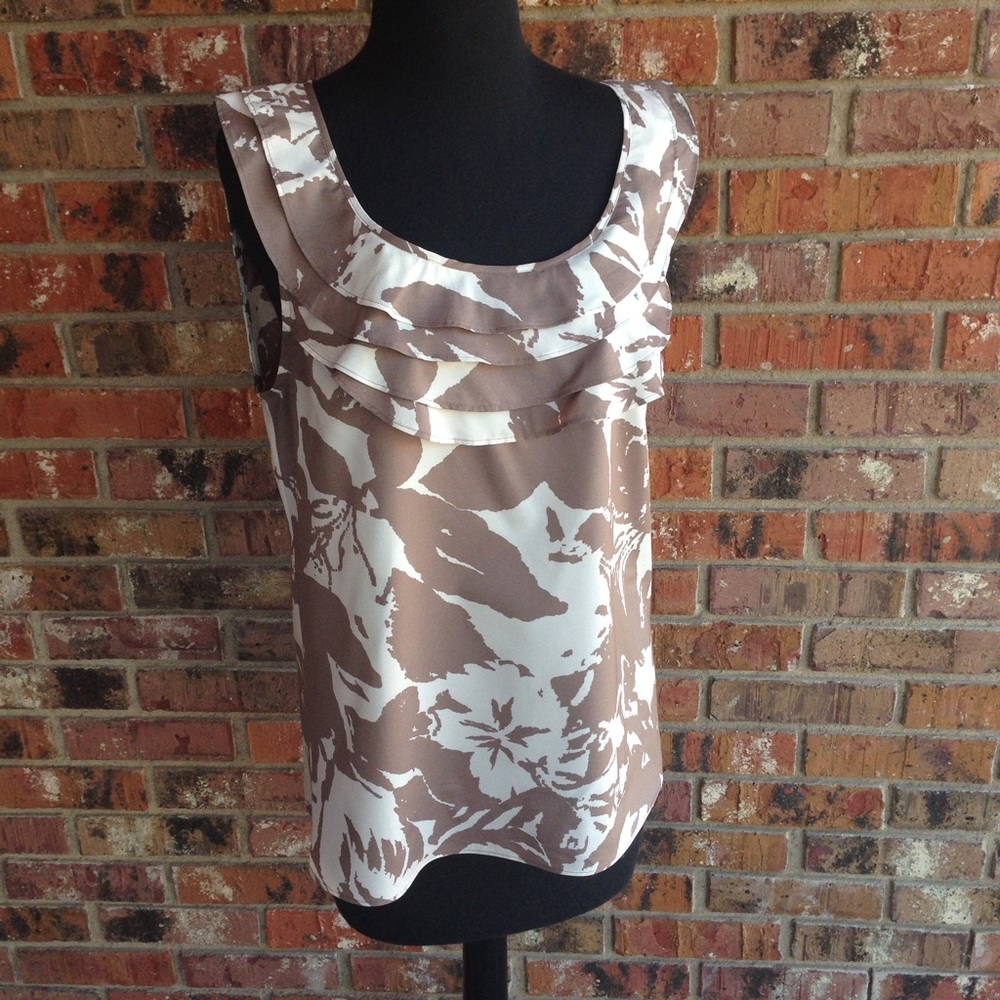 Limited Sleeveless Top