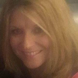 Meet your Posher, Daphne