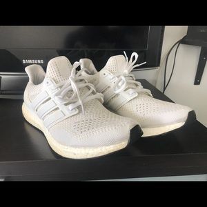 Adidas Ultra Boost Triple White Size 9 w/ Box