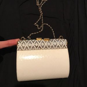 Beautiful vintage small clutch with chain