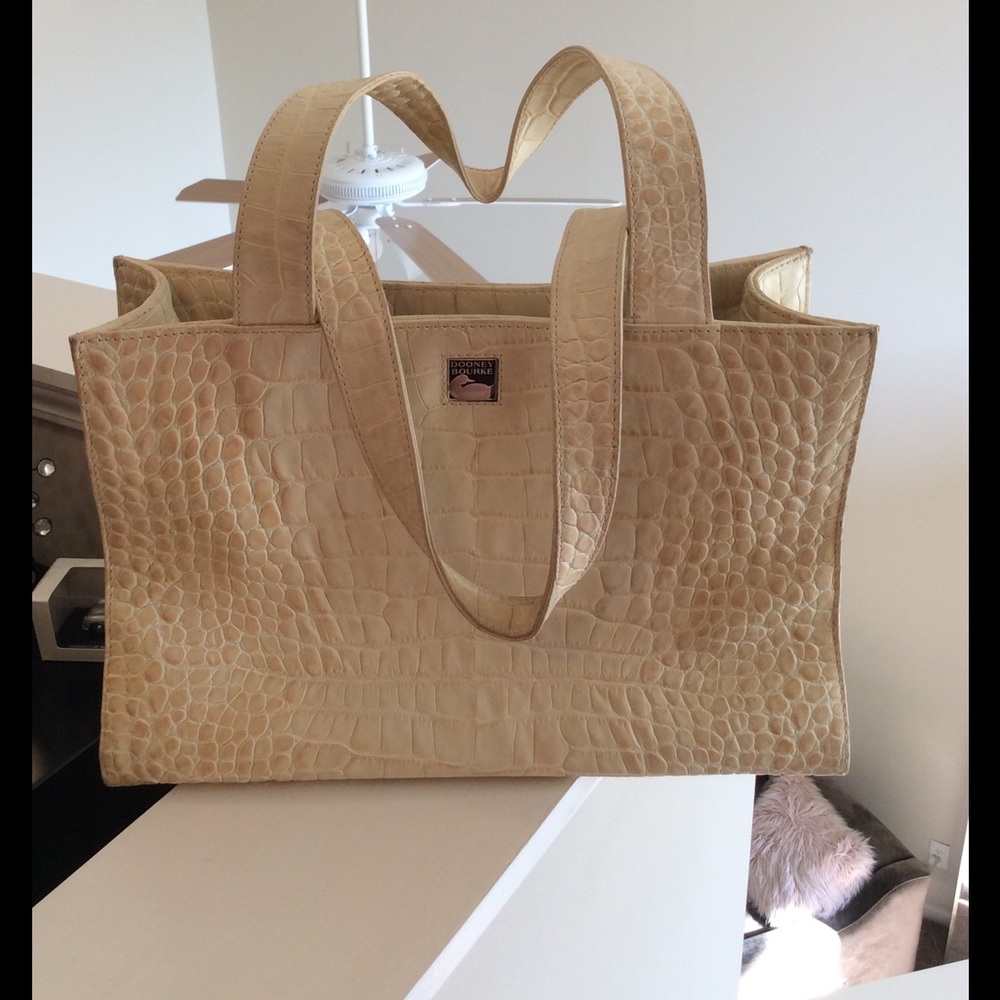 Dooney & Bourke Handbag