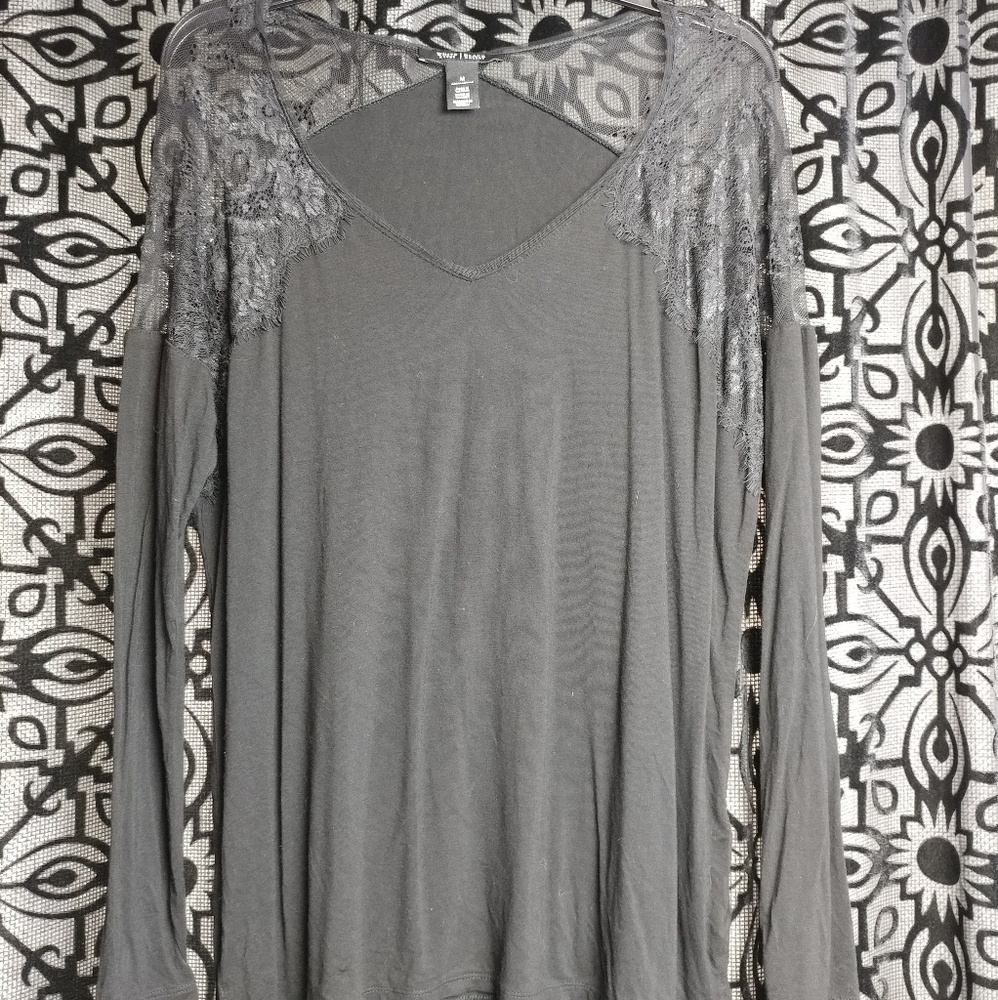 Black Lace Cut out Shoulder