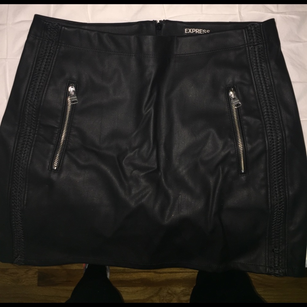 Leather skirt