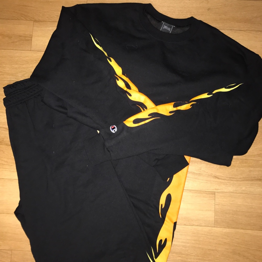 Kylie Jenner Shop Flame Sweatshirt and Sweatpants