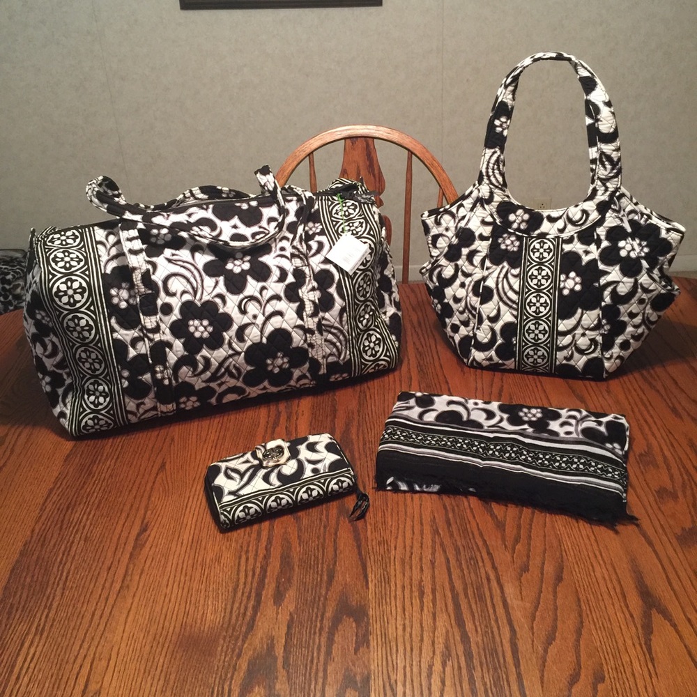 Vera Bradley Night and Day 🎈Price is Firm 🎈