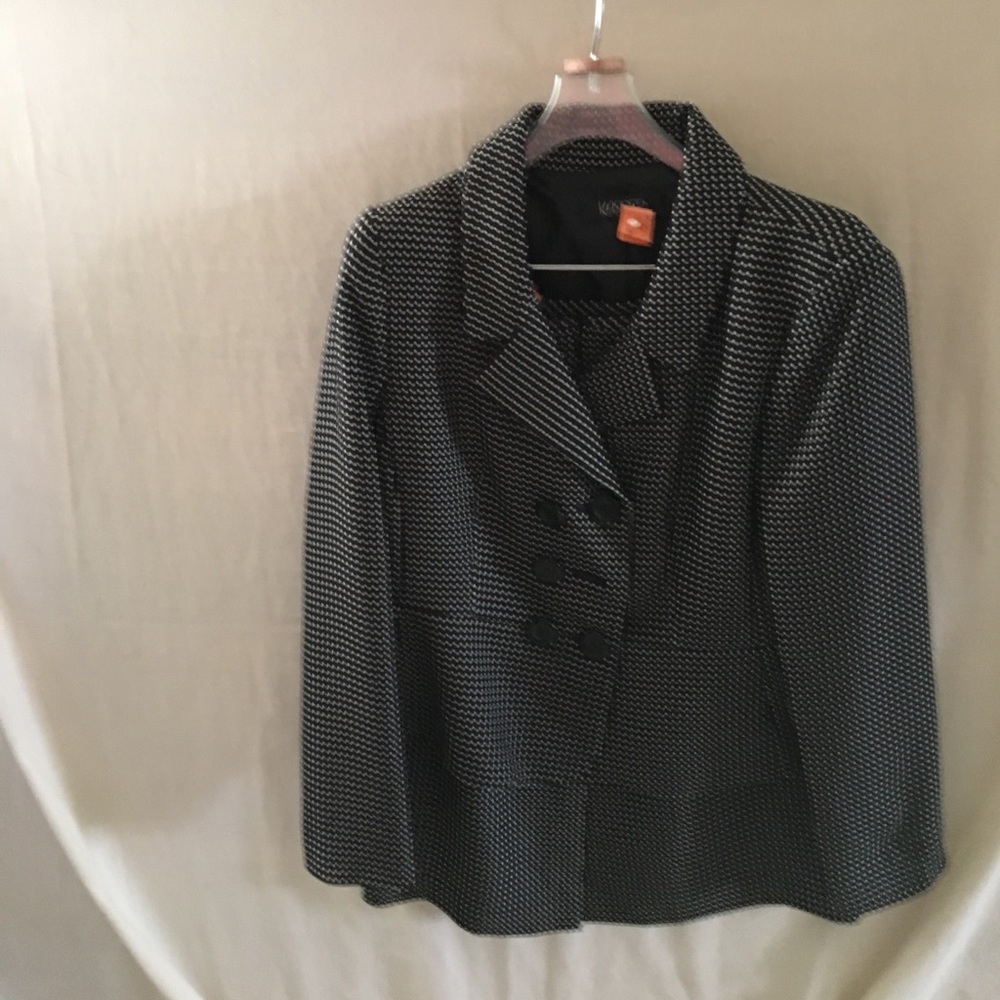 Kasper Suit, size 10