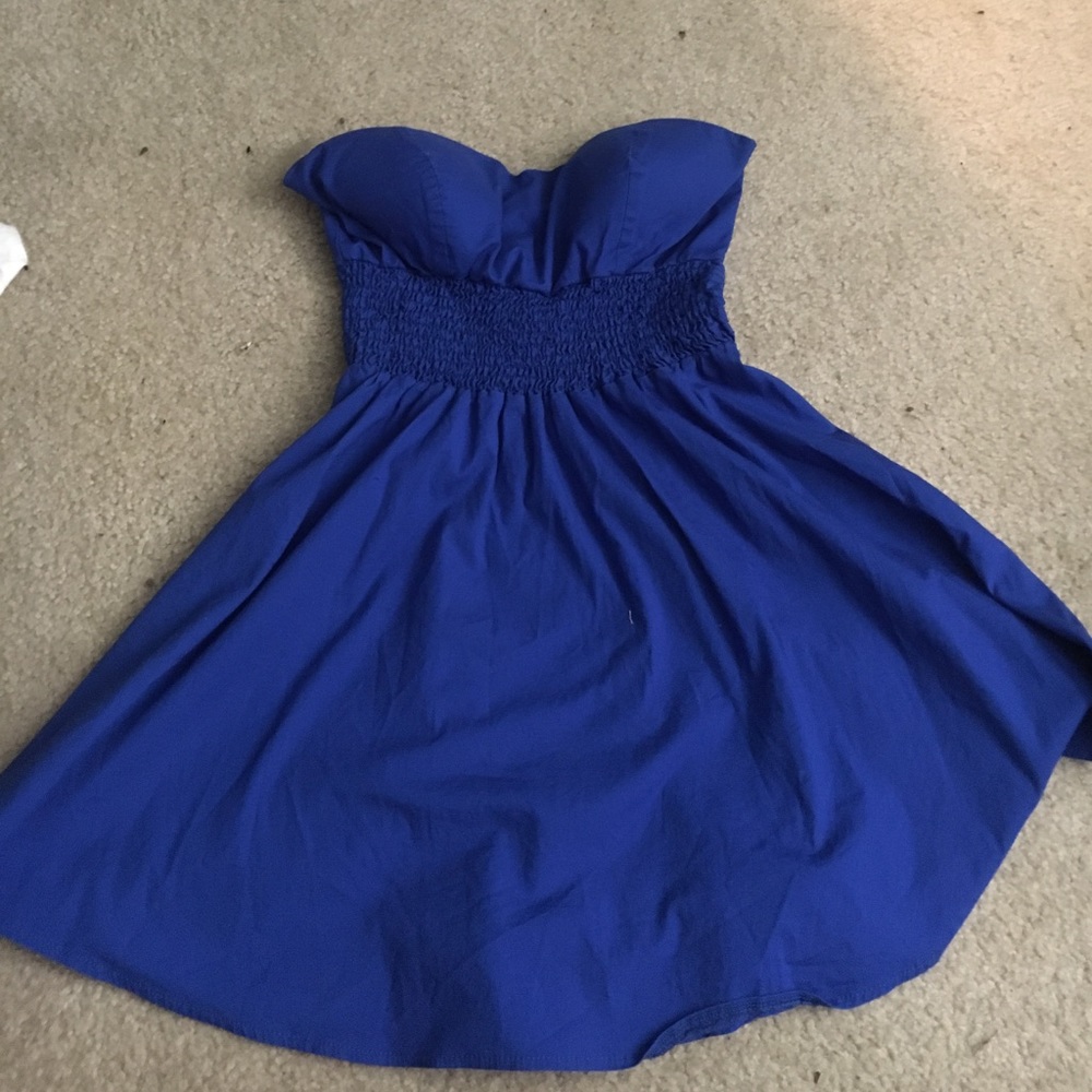 Agaci strapless dress
