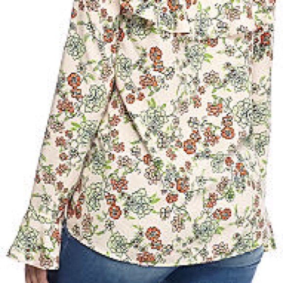 Floral Long Bell Sleeve Blouse - Picture 4 of 4