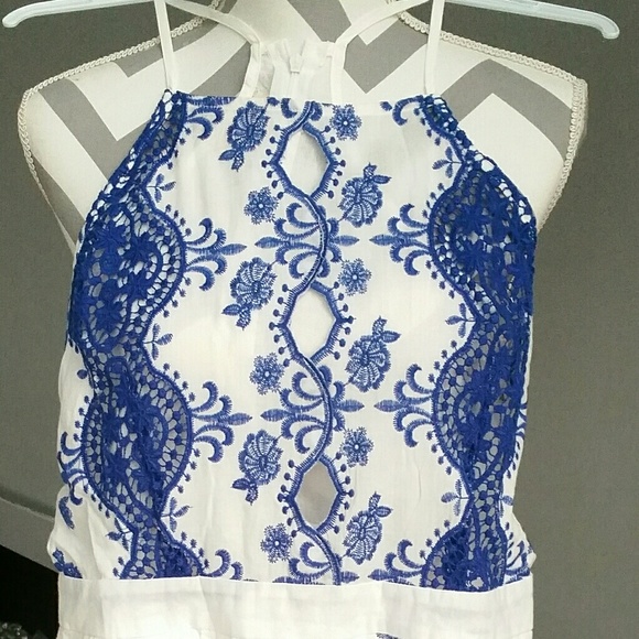 💕SOLD OUT💕White with royal blue crochet romper - Picture 4 of 4