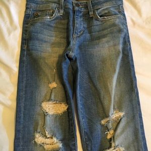 Jeans. Joes.
