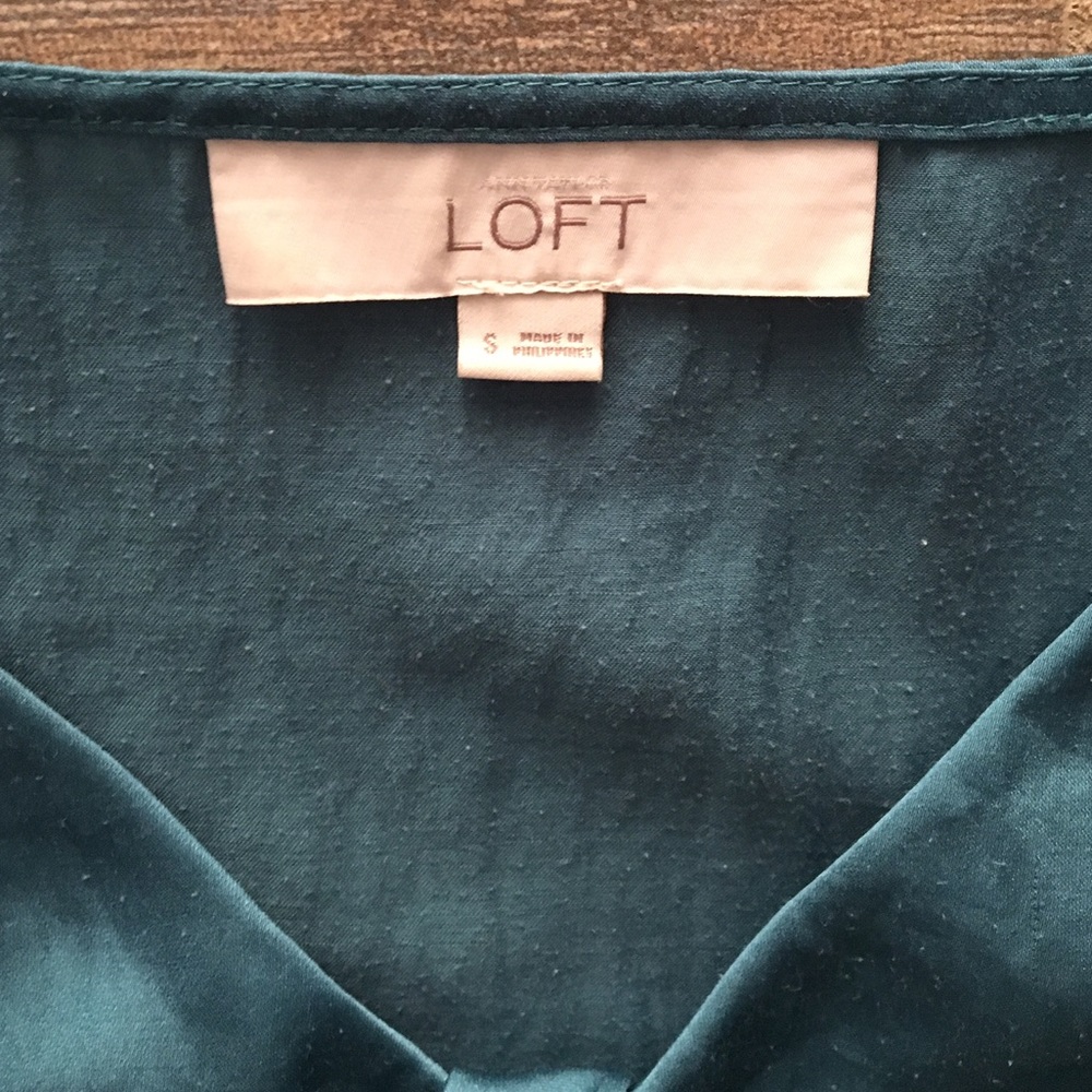 Loft Lightweight Ruffle Shell Top - Picture 3 of 4