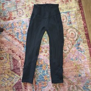 Lulu Lemon cropped leggings